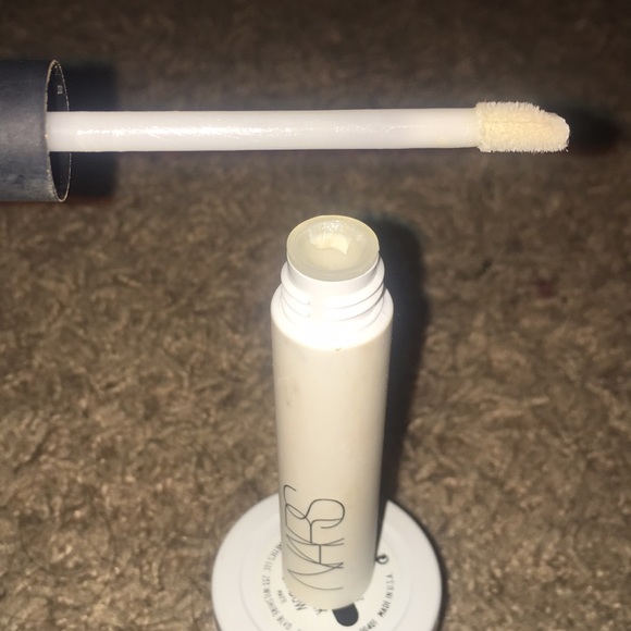 Nars smudge proof eyeshadow base - Picture 3 of 3